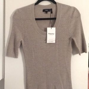 Theory grey wool scoop neck sweater M
